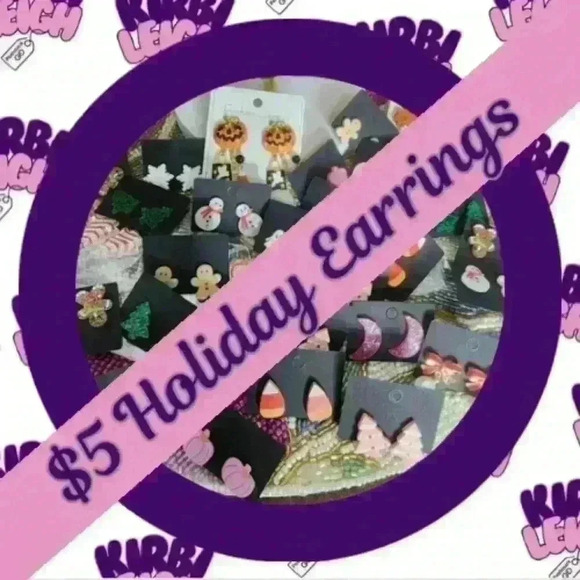Jewelry - Live Show $5 Hoilday Earrings